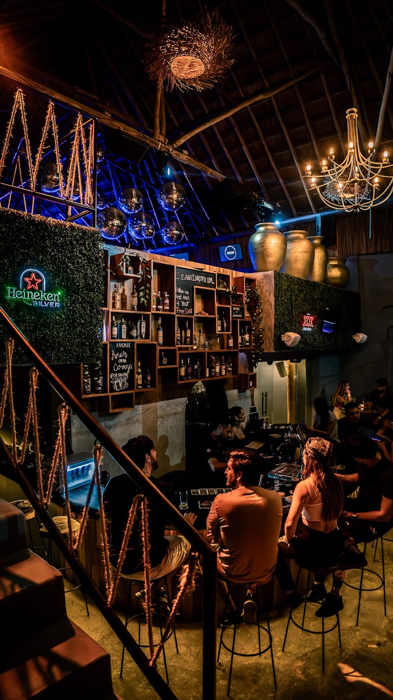 Santino Bar Tulum